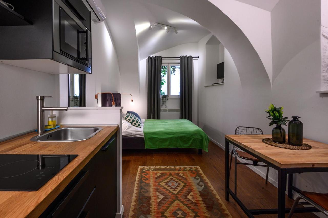 Swanky Old Town Apartment 萨格勒布 外观 照片