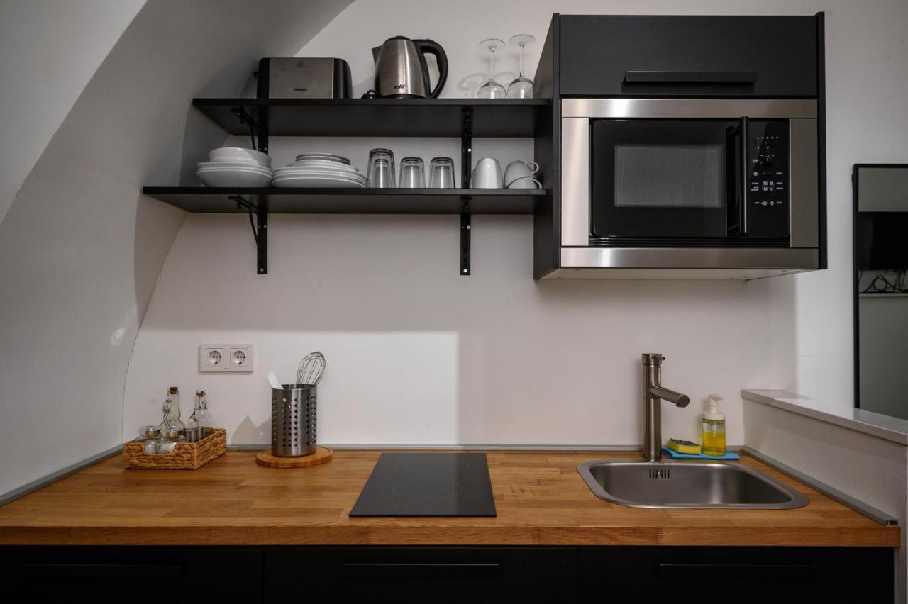 Swanky Old Town Apartment 萨格勒布 外观 照片