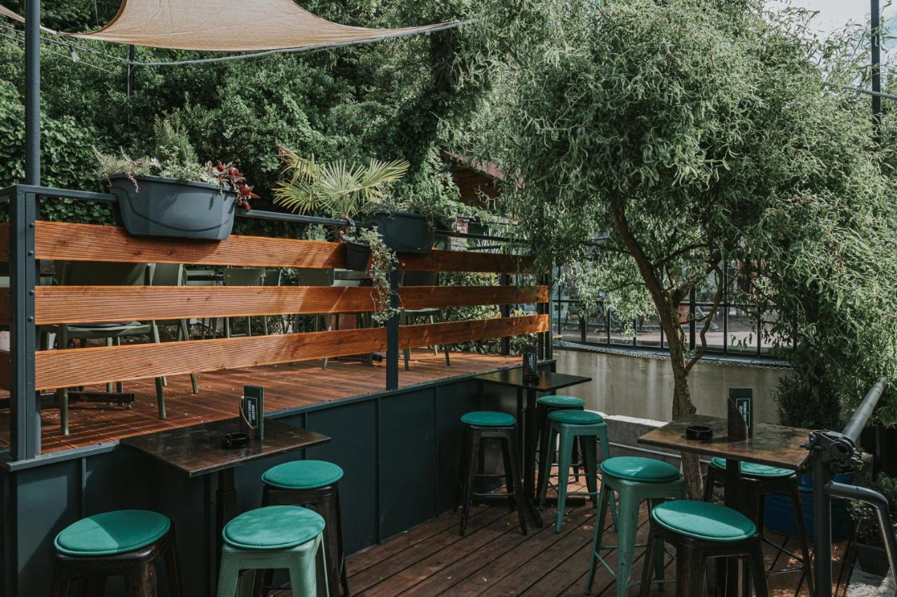 Swanky Old Town Apartment 萨格勒布 外观 照片