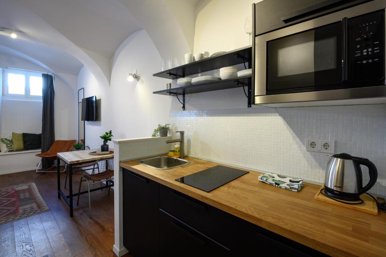 Swanky Old Town Apartment 萨格勒布 外观 照片